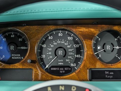 Used 2013 Rolls-Royce Phantom Drophead Coupe RWD image 27