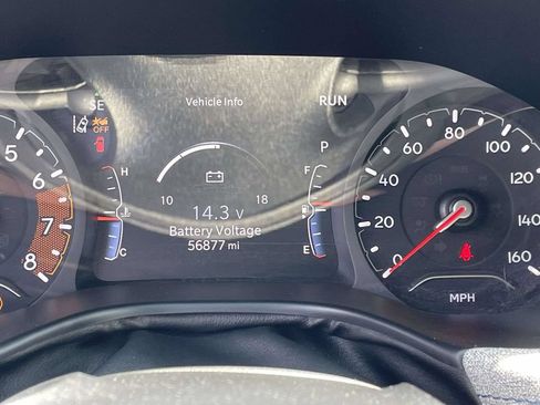 Used 2024 Jeep Compass Latitude AWD/4WD image 19