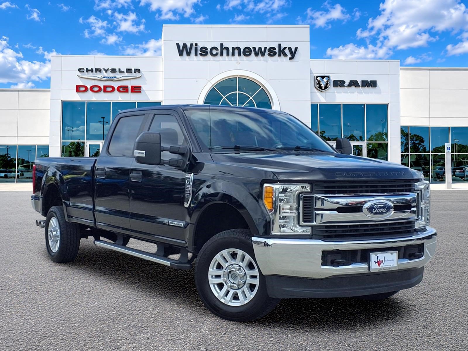 Used 2017 Ford F350 XL w/ STX Appearance Package AWD/4WD image 1