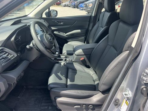 Used 2025 Subaru Ascent Bronze Edition image 9