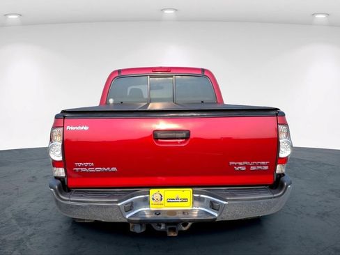 Used 2015 Toyota Tacoma PreRunner w/ SR5 Package RWD image 7