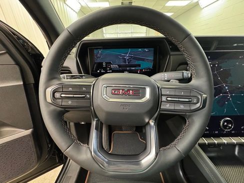 New 2026 GMC Terrain AT4 AWD/4WD image 33
