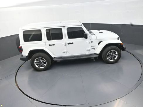 Used 2021 Jeep Wrangler Unlimited Sahara AWD/4WD image 29
