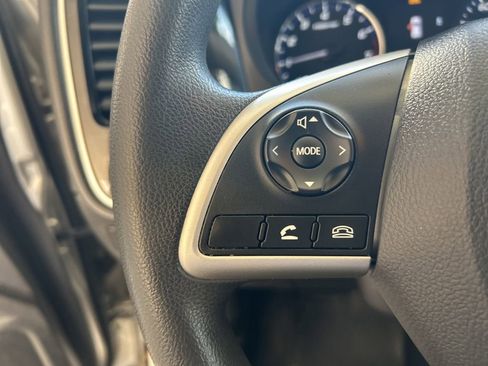 Used 2019 Mitsubishi Outlander ES image 42