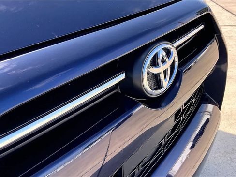 Used 2024 Toyota 4Runner SR5 image 29