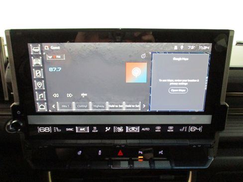 New 2025 GMC Hummer EV 3X w/ LPO, Dark Essentials Package image 24
