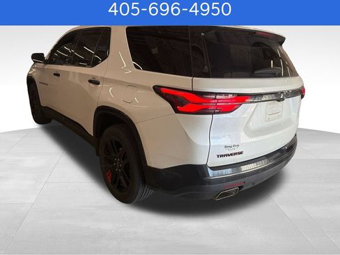 Used 2022 Chevrolet Traverse Premier w/ Redline Edition FWD image 3