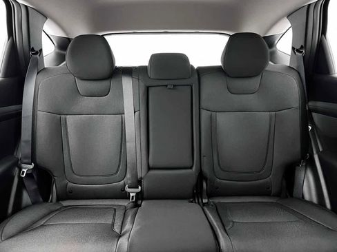 New 2026 Hyundai Tucson SE image 16