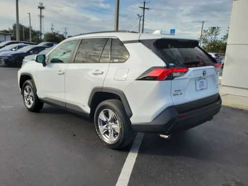 Used 2023 Toyota RAV4 XLE image 4