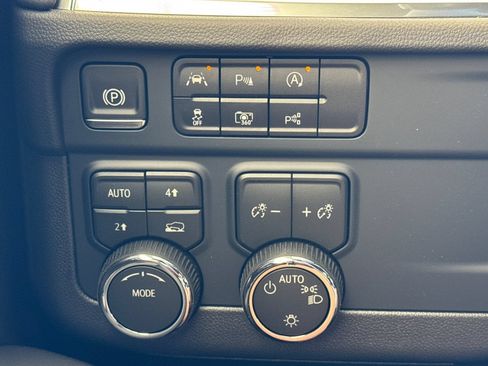 New 2026 Chevrolet Tahoe LS AWD/4WD image 32