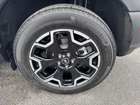 Used 2025 Ford Bronco Sport Outer Banks w/ Outer Banks Tech Package+ image 11