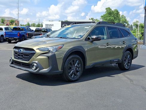 Used 2023 Subaru Outback Onyx Edition image 3
