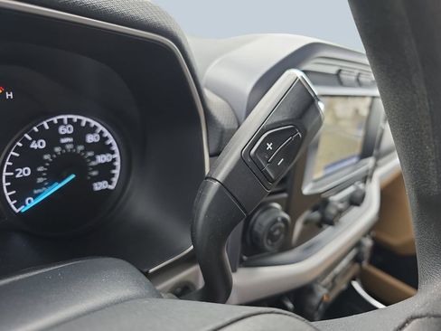 Used 2023 Ford F150 XLT w/ Trailer Tow Package RWD image 25