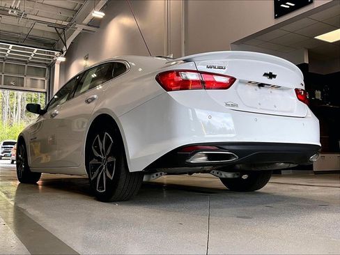 Used 2025 Chevrolet Malibu RS image 6
