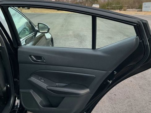 Used 2024 Nissan Altima 2.5 SV image 37