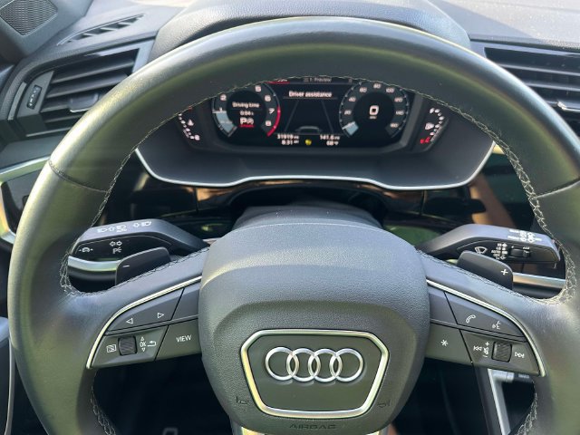 Used 2024 Audi Q3 2.0T Premium Plus w/ Premium Plus Package AWD/4WD image 25