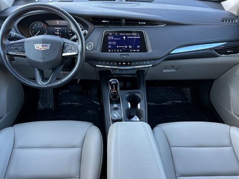 Certified 2023 Cadillac XT4 Luxury image 15