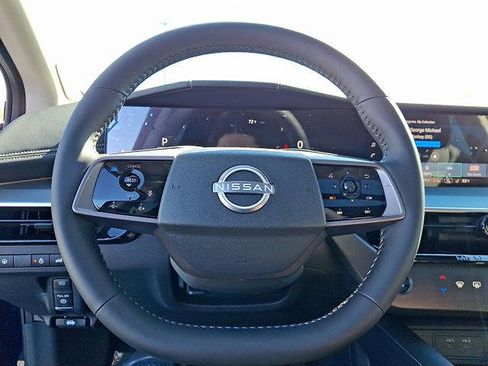 New 2025 Nissan Murano SL image 9