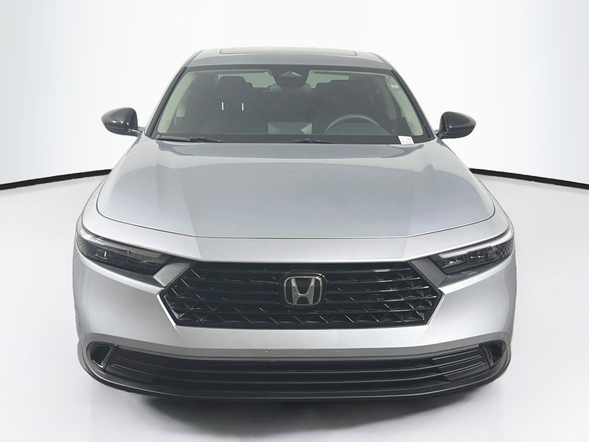 Used 2025 Honda Accord SE image 2