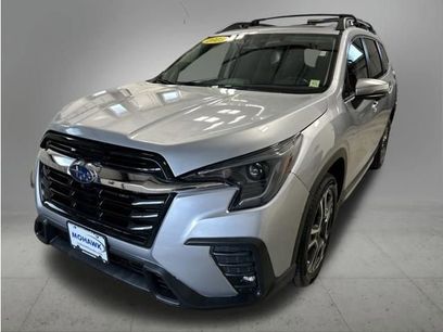 Used 2023 Subaru Ascent Limited w/ Technology Package