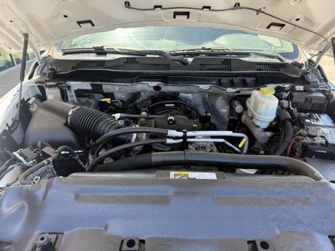 Used 2017 RAM 4500 4x4 Crew Cab DRW image 17