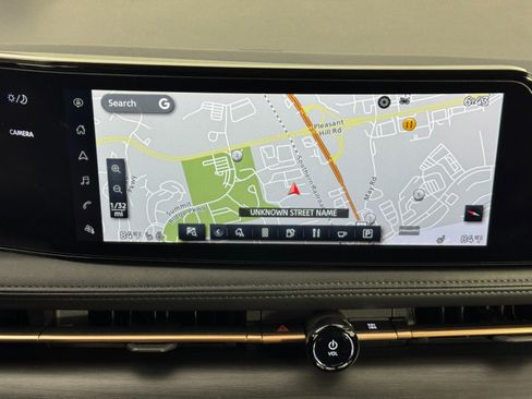 Used 2023 Nissan Ariya Engage image 24