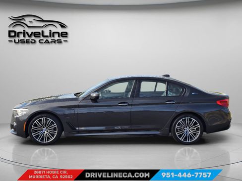 Used 2018 BMW 530e w/ M Sport Package 2 RWD image 14