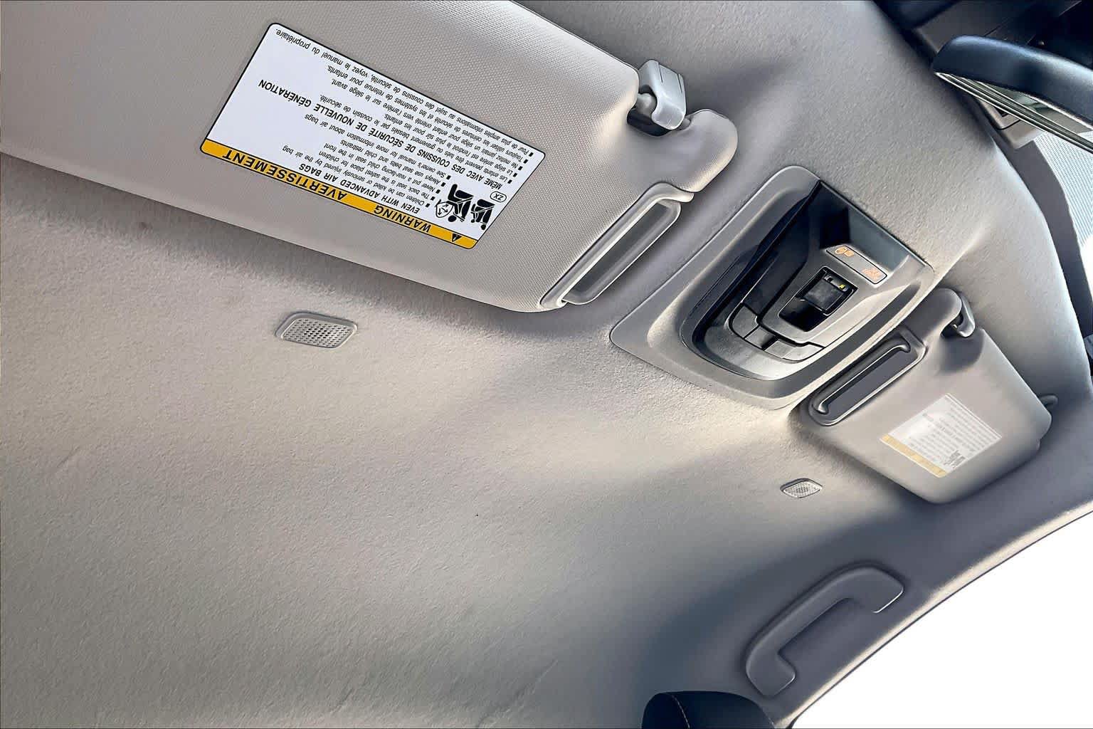 Used 2025 Toyota Corolla LE FWD image 14