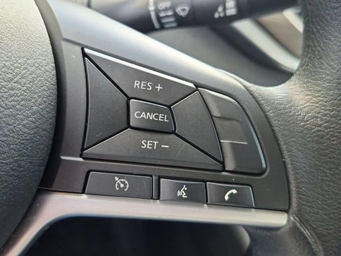 Used 2025 Nissan Altima 2.5 SV FWD image 21
