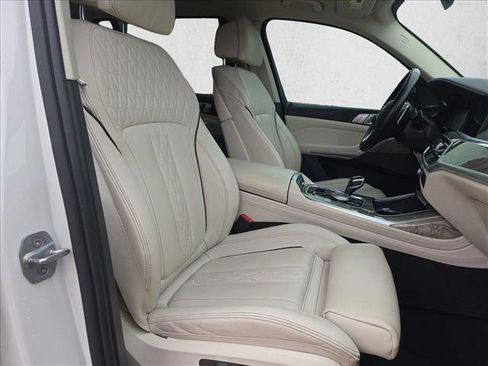 Used 2019 BMW X7 xDrive50i w/ Premium Package AWD/4WD image 21
