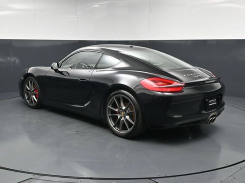 Used 2016 Porsche Cayman S RWD image 3