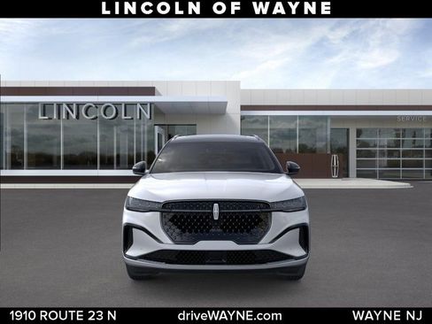 New 2026 Lincoln Nautilus Black Label w/ Jet Appearance Package AWD/4WD image 7