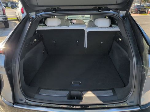 Certified 2023 Cadillac Lyriq Luxury image 22