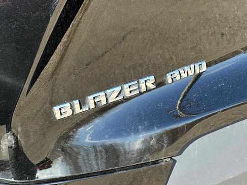 Used 2022 Chevrolet Blazer LT image 9