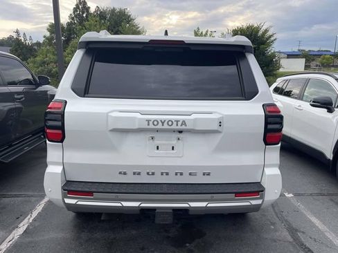 Used 2025 Toyota 4Runner Limited AWD/4WD image 11