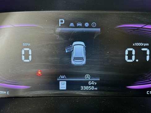 Used 2025 Kia Soul LX w/ LX Technology Package FWD image 19