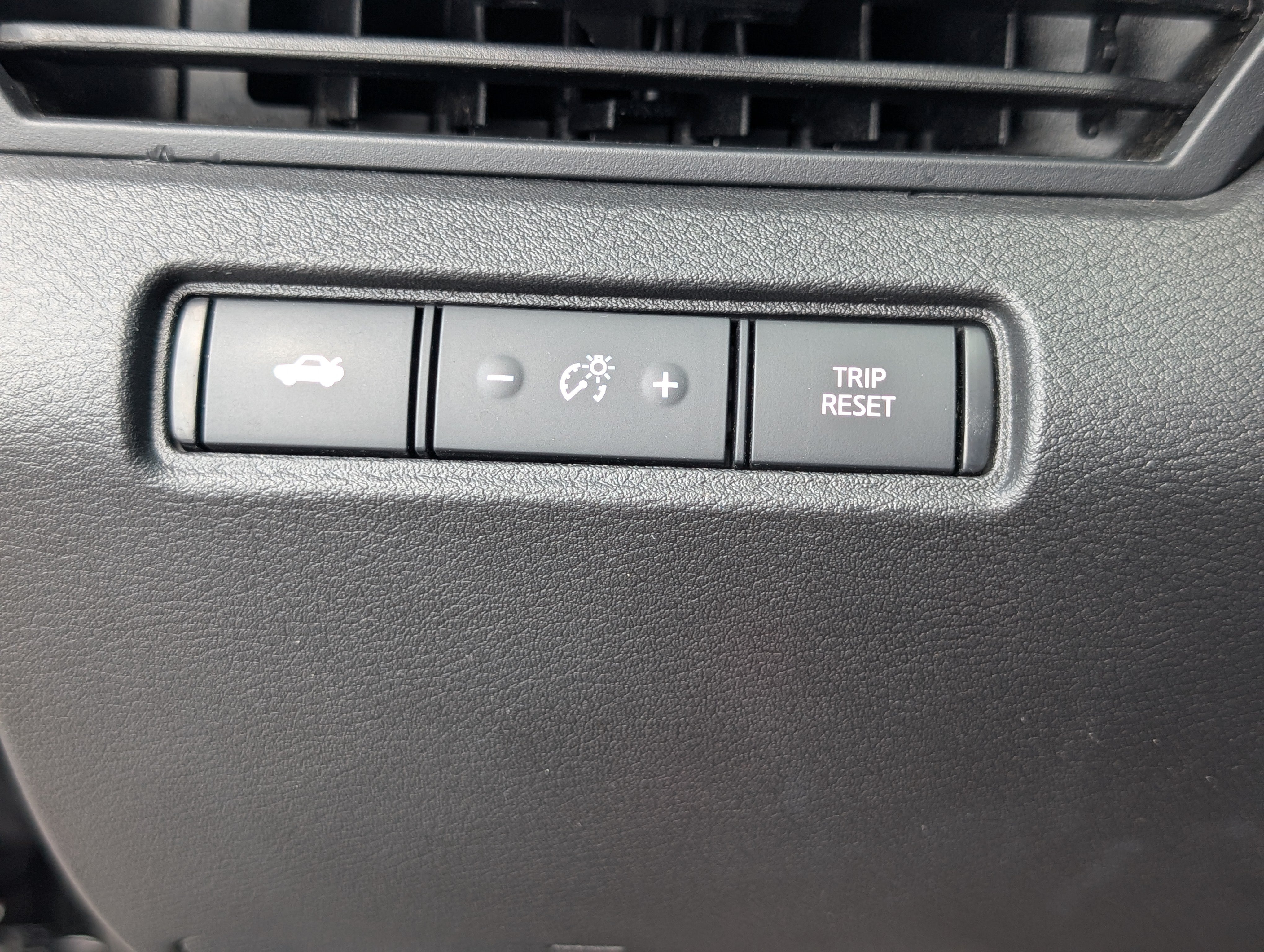Used 2024 Nissan Altima 2.5 SV FWD image 20