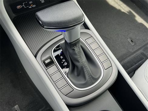 New 2026 Hyundai Kona SE image 8