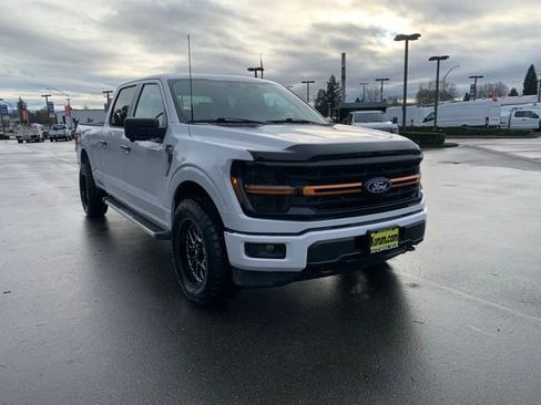 Used 2024 Ford F150 XLT w/ Tow/Haul Package image 8