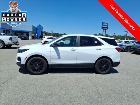 Used 2024 Chevrolet Equinox LS w/ LS Convenience Package FWD image 2