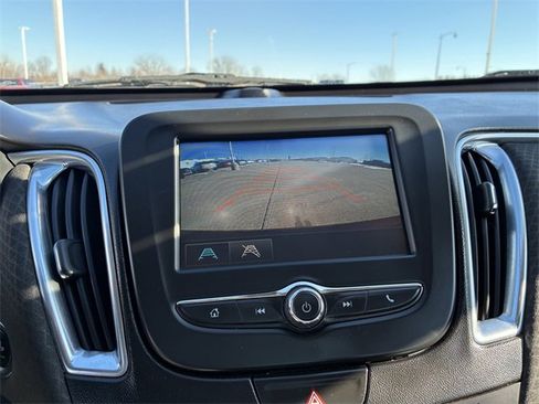 Used 2016 Chevrolet Malibu LT image 29