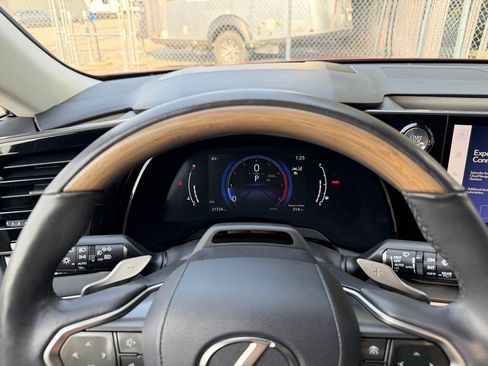 Used 2023 Lexus RX 350 AWD w/ Accessory Package (Z1) image 11