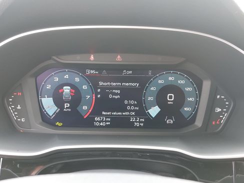 Certified 2025 Audi Q3 2.0T Premium w/ Convenience Package AWD/4WD image 20