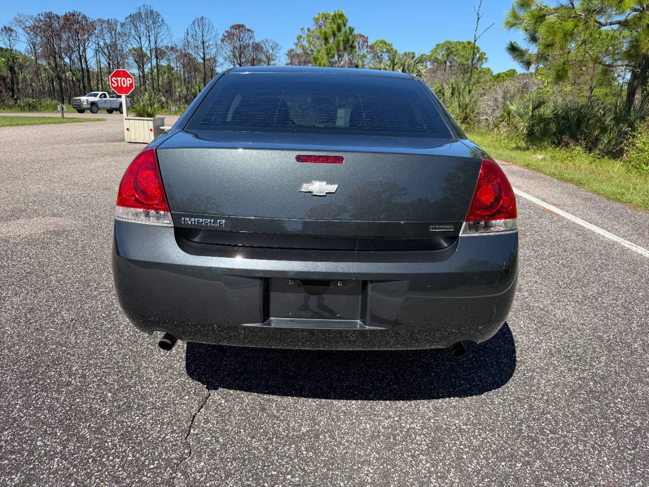 Used 2014 Chevrolet Impala Limited LS FWD image 4