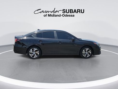 Used 2025 Subaru Legacy Premium AWD/4WD image 9