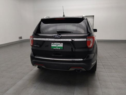 Used 2018 Ford Explorer Limited w/ Equipment Group 301A FWD image 7