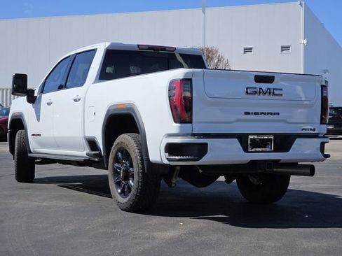 Used 2024 GMC Sierra 2500 AT4 w/ Technology Package image 26