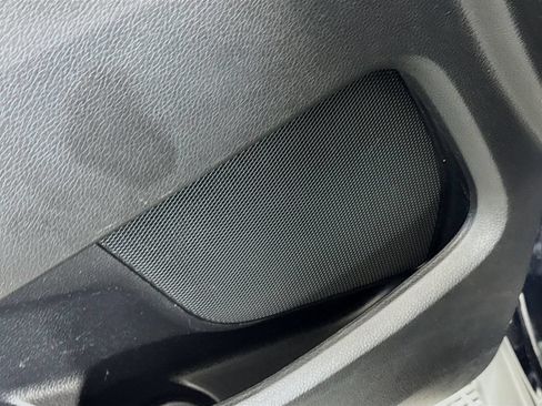 Used 2018 Ford Explorer Limited AWD/4WD image 19