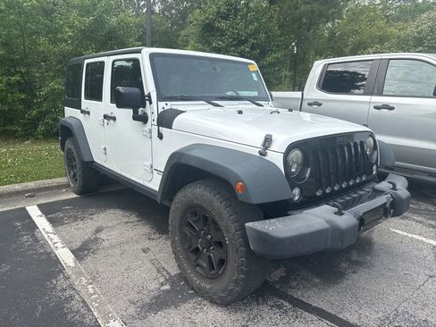 Used 2015 Jeep Wrangler Unlimited Sport AWD/4WD image 5