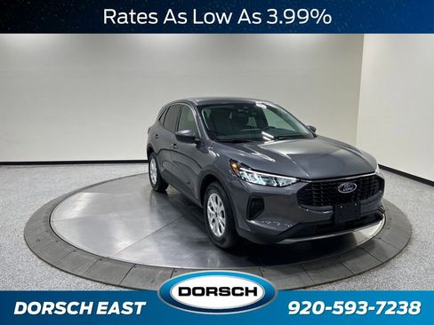 Certified 2023 Ford Escape Active w/ Tech Pack #1 AWD/4WD image 4